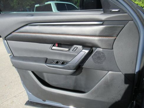 Used 2024 MAZDA CX-50 AWD 2.5 Turbo w/ Premium Pkg image 22