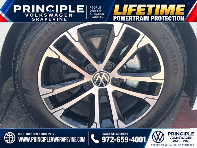 Used 2026 Volkswagen Jetta Sport FWD image 3