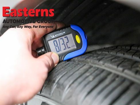 Used 2023 Mitsubishi Outlander SE image 28