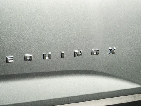 New 2026 Chevrolet Equinox LT FWD image 8