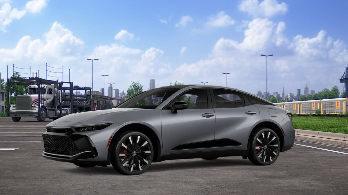 New 2027 Toyota Crown Platinum AWD/4WD image 2