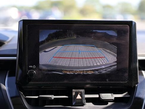 Used 2023 Toyota Corolla LE FWD image 24
