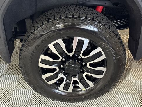 New 2026 GMC Sierra 2500 Denali Ultimate image 19