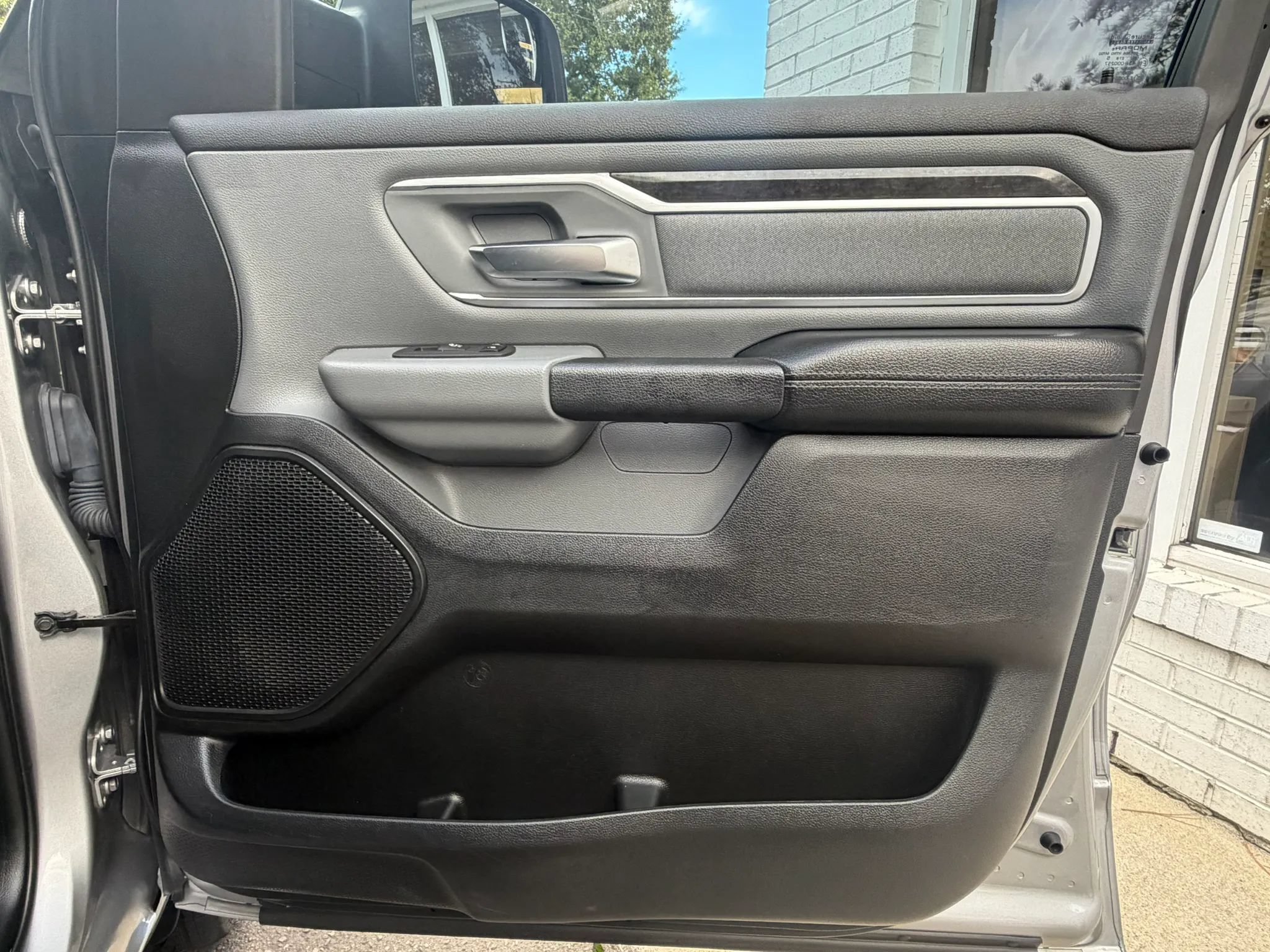 Used 2020 RAM 1500 Big Horn RWD image 13