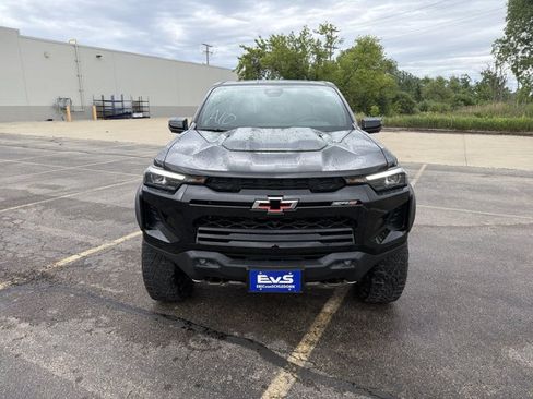 New 2026 Chevrolet Colorado ZR2 w/ Technology Package AWD/4WD image 2