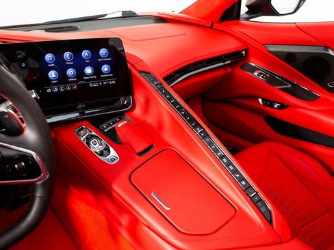 Used 2023 Chevrolet Corvette Stingray Premium Cpe w/ Z51 Performance Package image 26