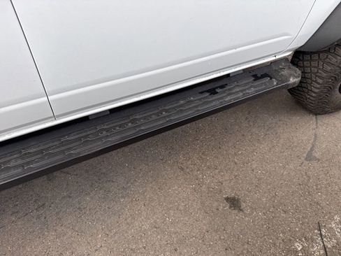 Used 2022 Ford Bronco Wildtrak image 14