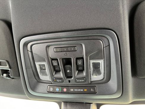 Used 2019 GMC Sierra 1500 AT4 w/ AT4 Premium Package AWD/4WD image 12