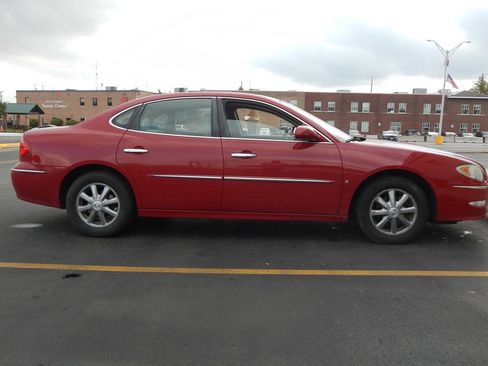 Used 2008 Buick LaCrosse CXL w/ Driver Confidence Package FWD image 21