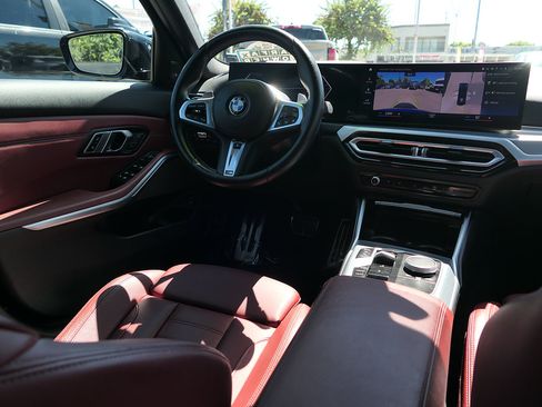 Used 2023 BMW 330i Sedan w/ M Sport Package RWD image 24