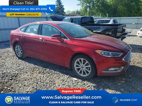 Used 2017 Ford Fusion SE w/ Fusion SE Technology Package FWD image 5