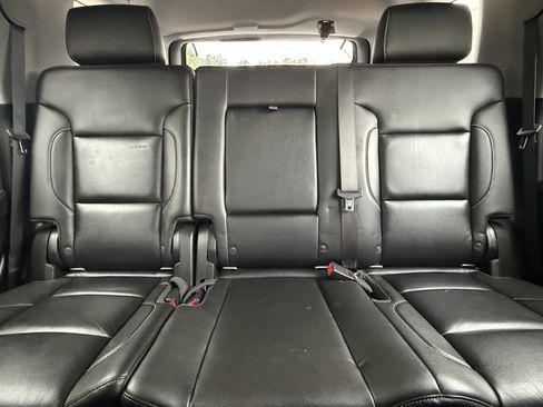 Used 2018 Chevrolet Tahoe LT image 39