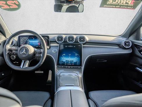 Certified 2022 Mercedes-Benz C 300 4MATIC Sedan image 18