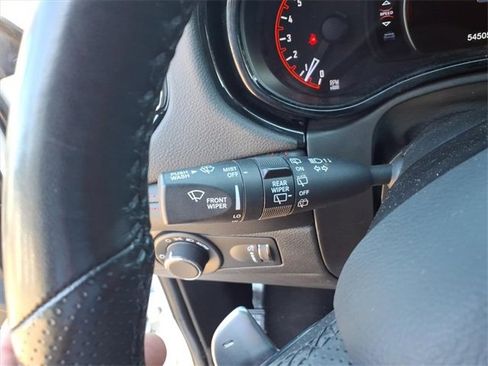 Used 2024 Dodge Durango GT image 28