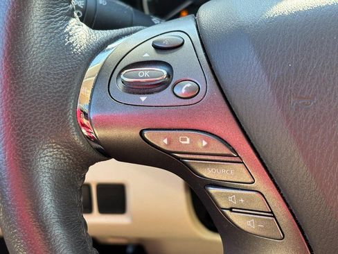 Used 2024 Nissan Murano SL image 18