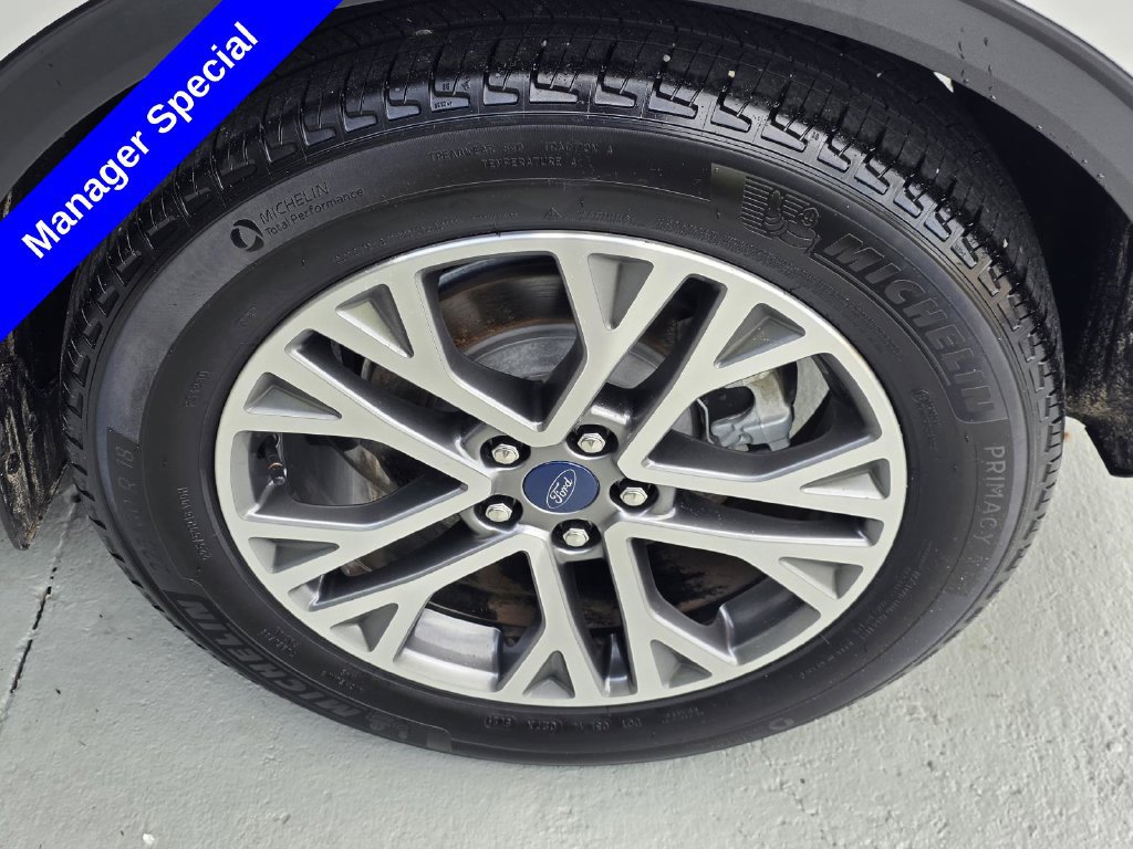 Used 2022 Ford Escape SEL FWD image 40