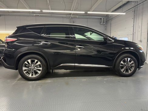 Used 2018 Nissan Murano SL w/ Moonroof Package image 6