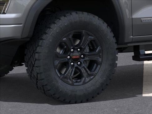 New 2025 GMC Canyon Elevation w/ Convenience Package image 9