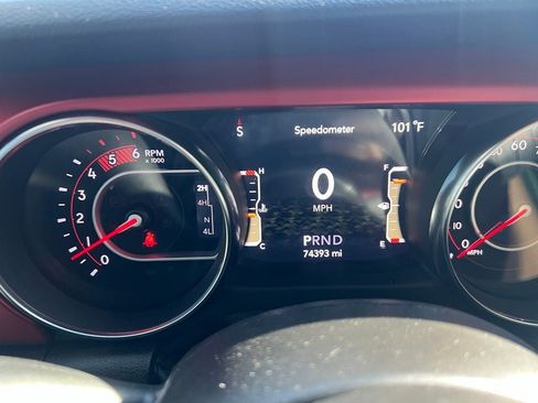 Used 2021 Jeep Wrangler Unlimited Rubicon AWD/4WD image 11