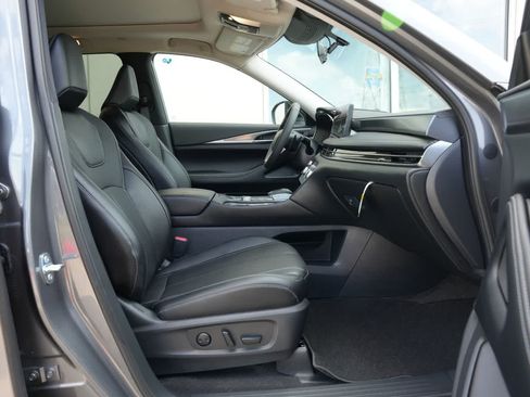 New 2027 INFINITI QX60 Pure w/ Cargo Package FWD image 21