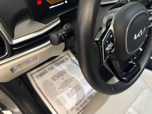 Used 2024 Kia Sorento S w/ Panoramic Sunroof Package FWD image 29