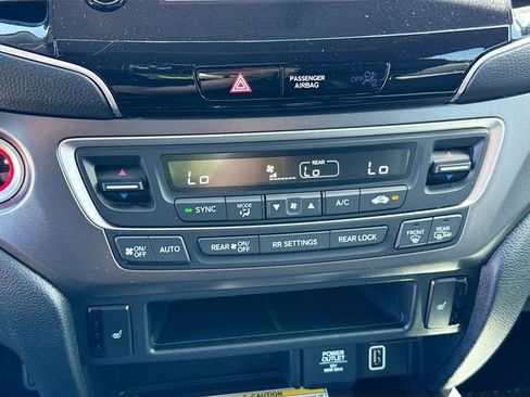 Used 2022 Honda Pilot Special Edition image 15