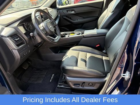 Certified 2024 Nissan Rogue SV w/ SV Premium Package AWD/4WD image 17