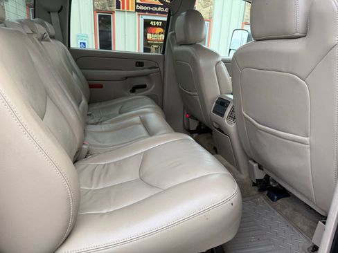 Used 2007 GMC Sierra 2500 SLT w/ Heavy-Duty Power Package image 15