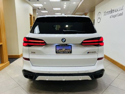 Used 2025 BMW X5 M60i w/ Parking Assistance Package image 4