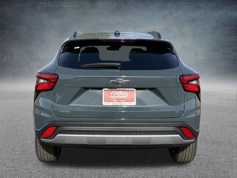 New 2026 Chevrolet Trax LT w/ Driver Confidence Package image 4