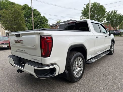 Used 2023 GMC Sierra 1500 Denali w/ Technology Package AWD/4WD image 7