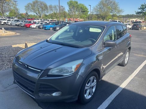 Used 2014 Ford Escape SE image 1