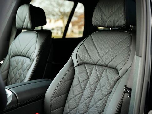 New 2026 BMW X5 xDrive40i w/ M Sport Package AWD/4WD image 22