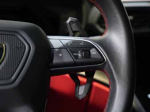 Used 2024 Lamborghini Urus S AWD/4WD image 45