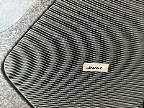 New 2025 Cadillac XT5 Sportv w/ Technology Package image 9