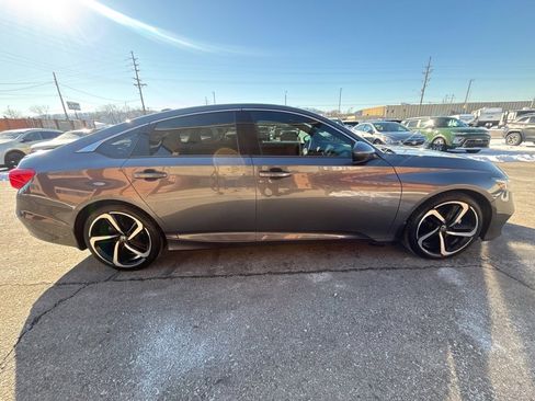 Used 2019 Honda Accord Sport image 6