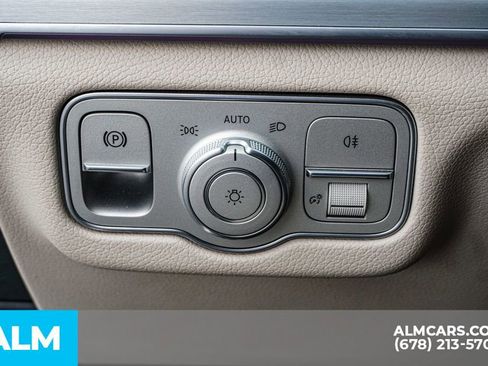 Used 2025 Mercedes-Benz GLS 450 4MATIC image 51