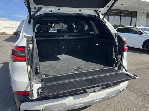 Used 2019 BMW X5 xDrive40i w/ Executive Package image 29
