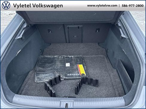 Certified 2023 Volkswagen Arteon SEL image 10