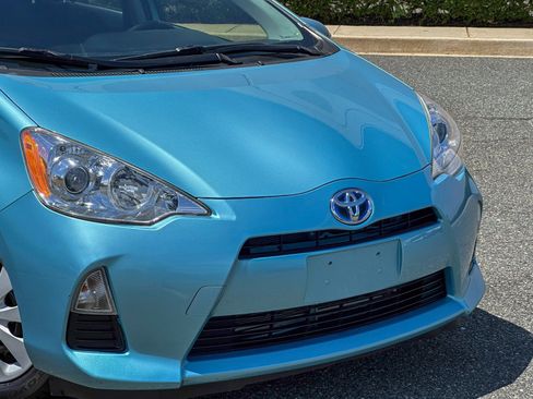 Used 2014 Toyota Prius C Two FWD image 9