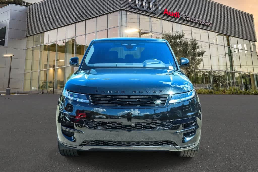 Used 2023 Land Rover Range Rover Sport SE AWD/4WD image 2