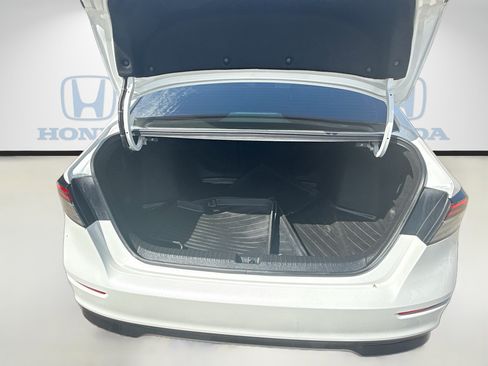 Certified 2023 Honda Accord EX image 25