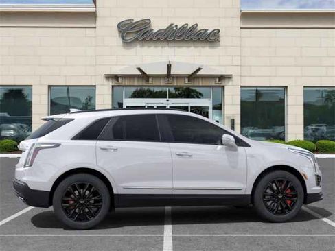 Used 2024 Cadillac XT5 Sportv w/ Technology Package image 5