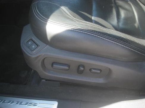 Used 2013 Ford Taurus Limited image 18