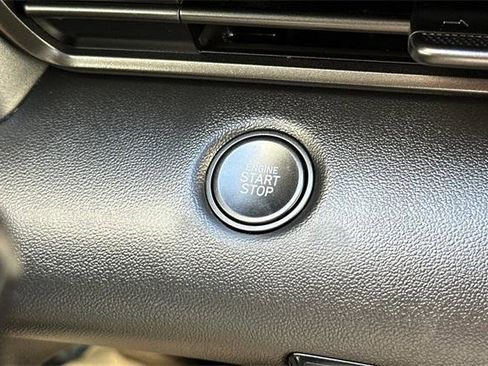 Certified 2025 Hyundai Elantra Sport image 22