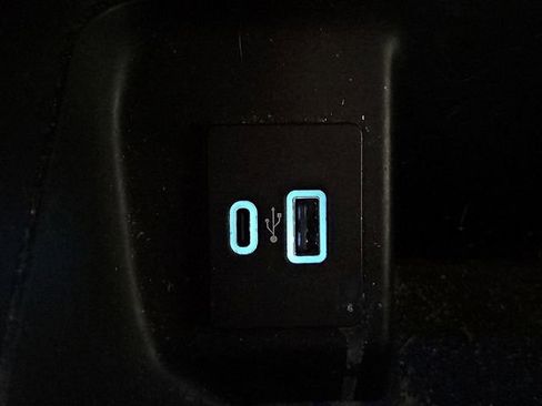 Used 2021 Ford F150 XLT w/ Equipment Group 302A High image 26