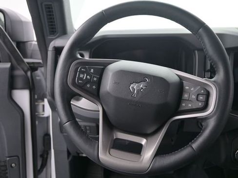 Used 2025 Ford Bronco Badlands AWD/4WD image 27