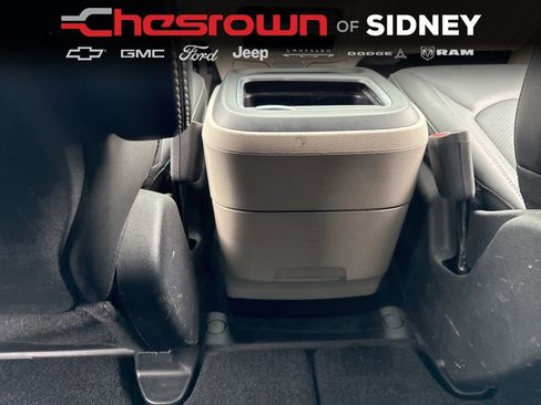 Used 2024 Chrysler Pacifica Touring-L w/ Road Tripper Package image 42