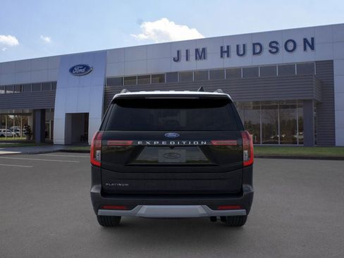 New 2026 Ford Expedition Platinum w/ Platinum Ultimate Package image 5
