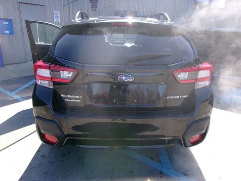 Used 2018 Subaru Crosstrek 2.0i Premium w/ Eyesight System AWD/4WD image 4